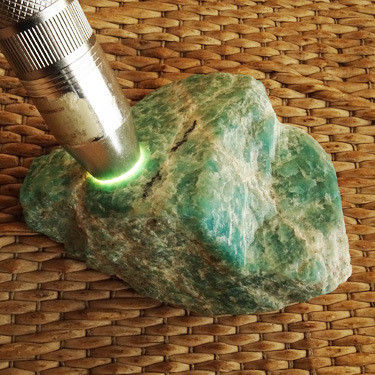 彫刻技術 氷型 天然 天河結晶石 美術品のための石の飾り 収集品