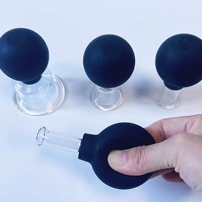 4つのセット メディカルセラピーカップ 抗セルライトと顔マッサージのためのシリコン真空カップングラス