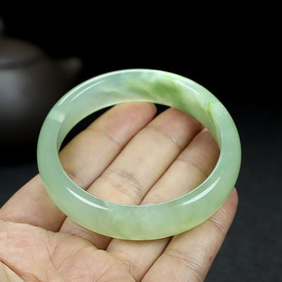 地域特色 天然宝石 緑色 シウアン 玉手環 ファッション 宝石 ジュエリー レディース ブレスレット
