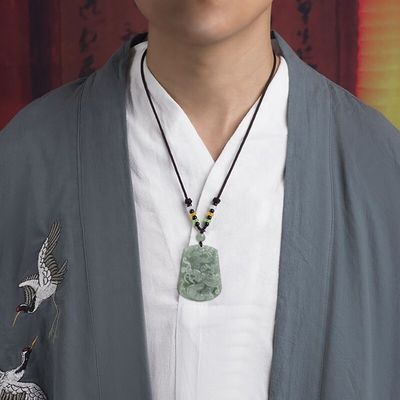 独特なデザインの吊り飾り ネックレス 中国伝統手造りの玉 飛ぶラッキードラゴン玉