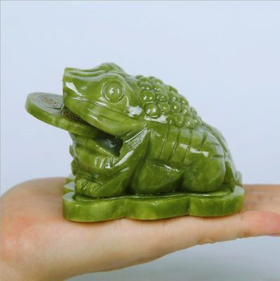 カーダッシュボード装飾 OEM ODM 天然緑玉 青タコ フェンシュウイ お金 カエル 3本足の富カエルの彫刻