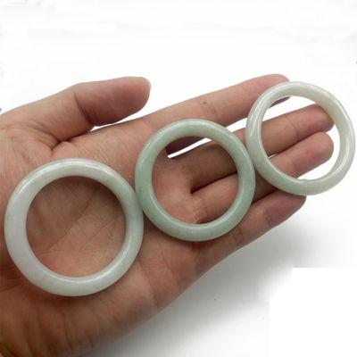 OEM ODMの受付のためのポータブル・オーテンティック・ビルマ・ジャデイト・ジャデット・ベイビー・ブレスレット/ブレスレット