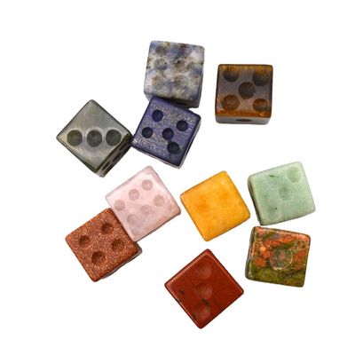 宝石 15mm キューブダイスを手に入れる ゲーム愛好家の必見品