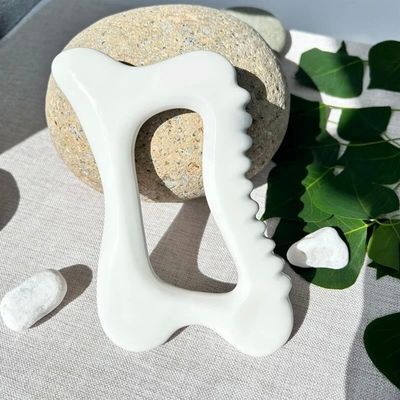 リンパ管排水のための陶磁グアシャマッサージツール 歯周形彫刻家 身体マッサージ器 皮膚ケアツール グアシャ機能陶磁