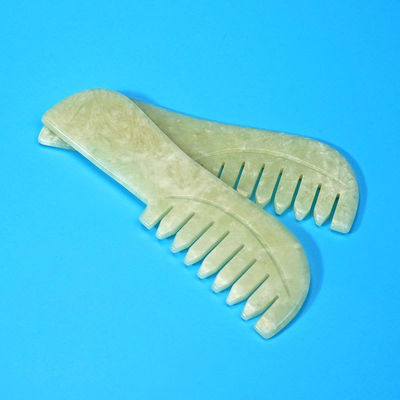 天然Xiuyan Jade Gua Sha 頭皮マッサージ ブラシ 玉石 ヘッドケア マッサージ 毛 Guasha リラックス ツール 身体マッサージ