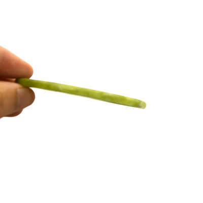 緑色 7.6cm*5.5cm*0.2cm シウヤン玉 心形 顔玉 グアシャ マッサージボード グアシャ マッサージ 医療用ツール